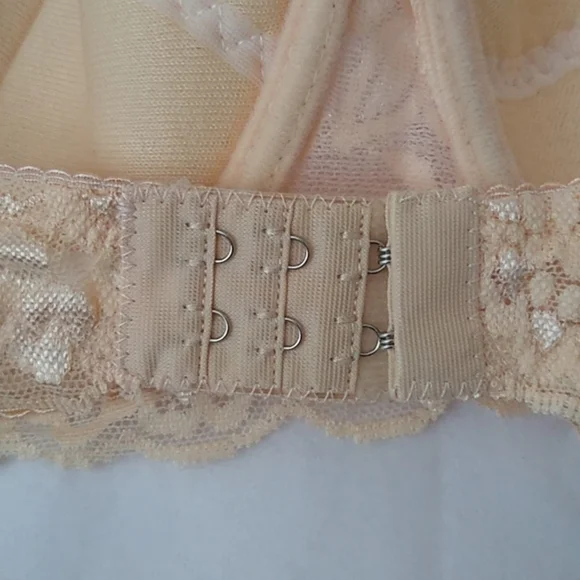 Peach Khaki Lace Push-up Bra, Small - Picture 8 of 14